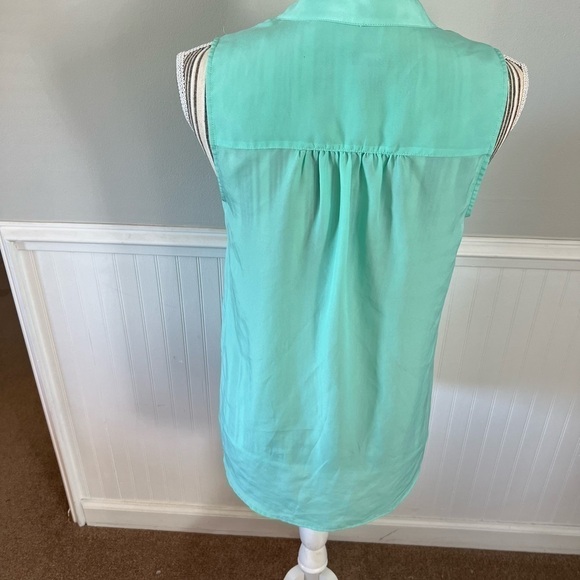 J Crew Button Up Sleeveless Top Blouse Size 4 - Picture 4 of 5